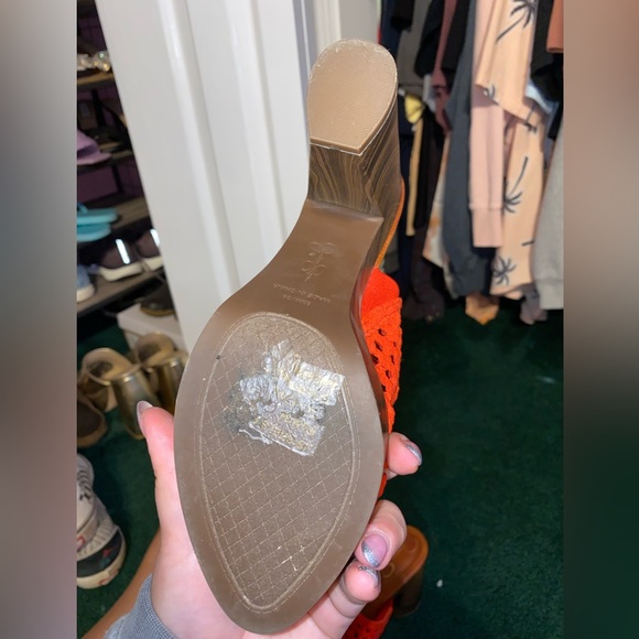 Jessica Simpson heels - Picture 3 of 5